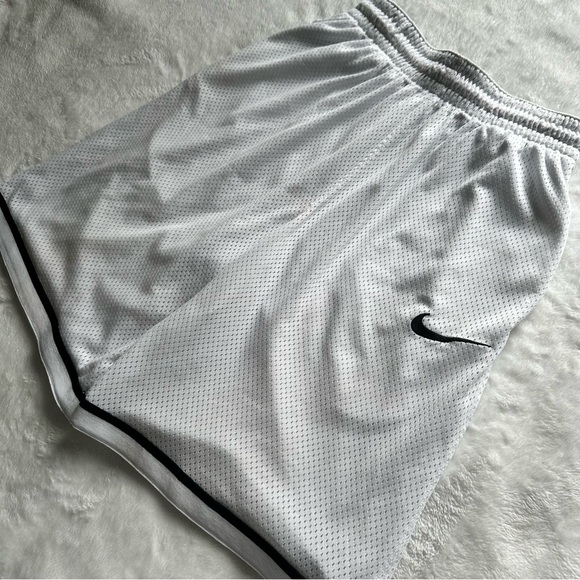 Nike Dri-Fit Mesh Basketball Shorts - Picture 5 of 5